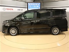 ヴォクシーHV ZSキラメキ3