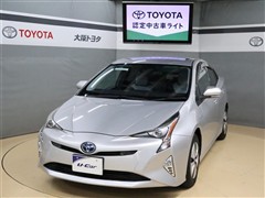 プリウス A