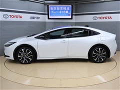 プリウスPHEV Z
