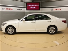 クラウンHV ロイヤルサルーン