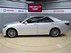 クラウンHV ロイヤルサルーン