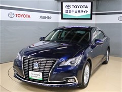 トヨタ クラウンHV ロイヤルサルーン