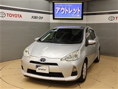 トヨタ　アクア Gブラックソフトレザーセレク