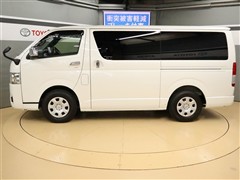 ハイエースV スーパーGLダークP2