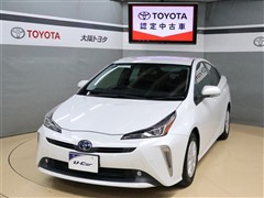 トヨタ プリウス Sセーフティプラス2