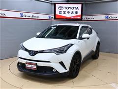 トヨタ　C-HR HV Gモード ネロ