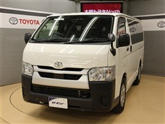 ハイエースV DX