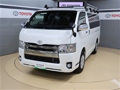 トヨタ ハイエースV スーパーGLダークP2
