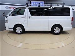 ハイエースV スーパーGLダークP2