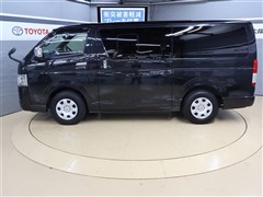 ハイエースV スーパーGLダークP2