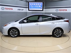 プリウス Sツーリングセレクション