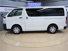 ハイエースV DX
