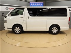 ハイエースV スーパーGLダークP2