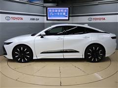 クラウンHVクロスオーバーRSアドハ