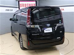 エスクァイアHV GiプレPブラック