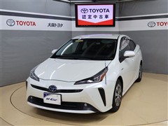 トヨタ プリウス A