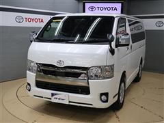 ハイエースV S-GLダーク2 4WD