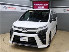トヨタ　ヴォクシー 2.0ZSキラメキ3