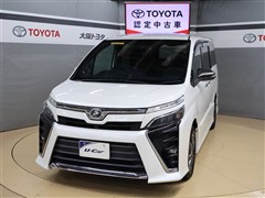 トヨタ ヴォクシー 2.0ZS キラメキ