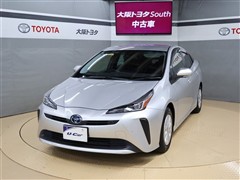 プリウス S