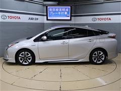 プリウス A ツーリングセレクション