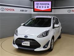 トヨタ　アクア S