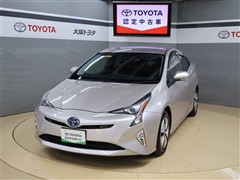 トヨタ プリウス A