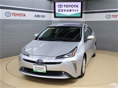 トヨタ プリウス Sセーフティプラス2