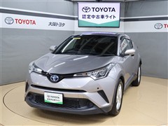 トヨタ C-HR HV S