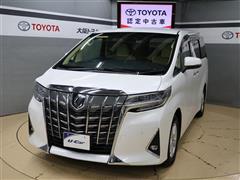 トヨタ　アルファード X 8ニン