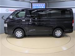 ハイエースV SーGLダークプラ2