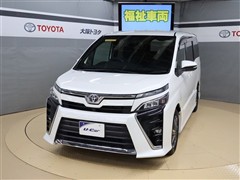 トヨタ ヴォクシー ZSサイドリフトアップ