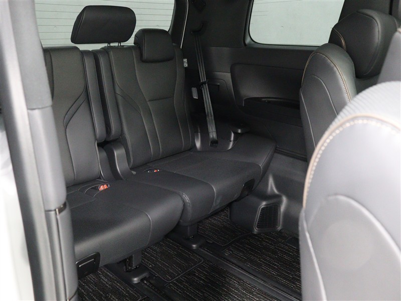 アルファード Z（154010280761）の中古車 | トヨタ認定中古車 | トヨタ