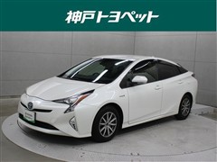 トヨタ プリウス S