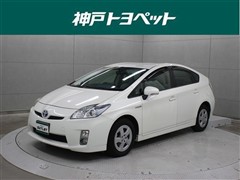 プリウス S