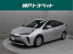 プリウス S