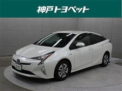 プリウス A