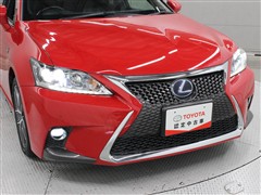 CT200h Fスポーツ