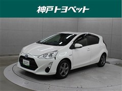 トヨタ　アクア S
