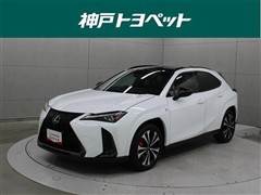 レクサス UX300h Fスポエモショナルエスク