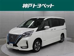 日産　セレナ e-P ハイウェイスターV