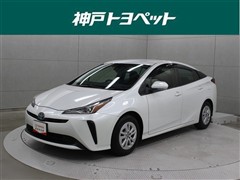 プリウス S