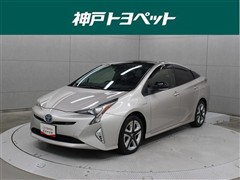 プリウス Sセーフティプラスツートン