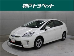 プリウス S