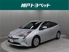 トヨタ　プリウス S セーフティプラス