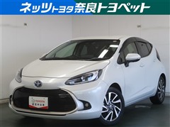 トヨタ　アクア Z