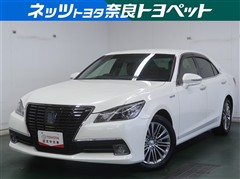 トヨタ クラウンHV ロイヤルサルーンブラック
