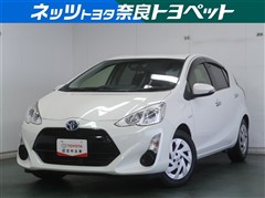 トヨタ　アクア S スタイルブラック