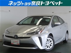 トヨタ プリウス S