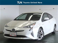 トヨタ プリウス A ツーリングセレクション